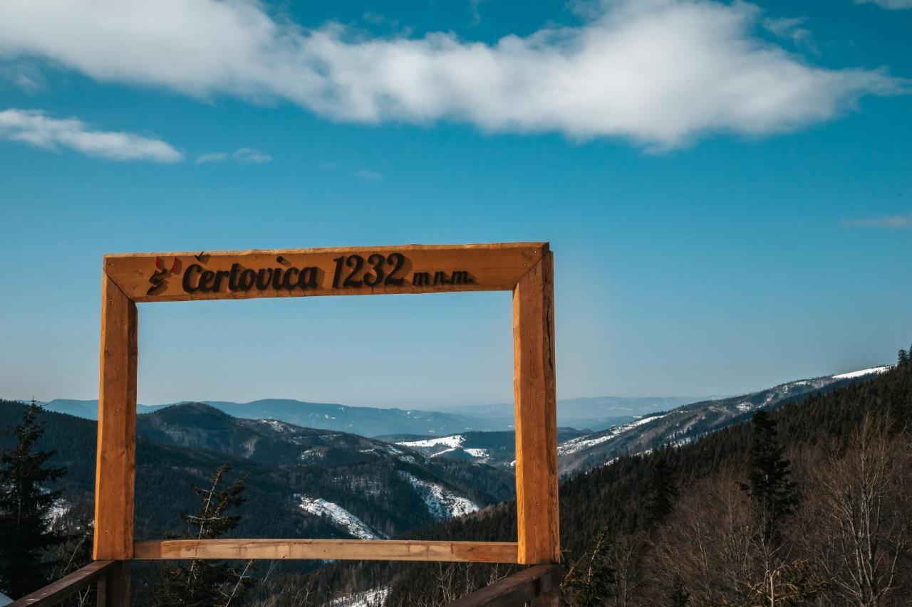 Apartman Rodinna Pohoda Mýto pod Ďumbierom Exterior foto